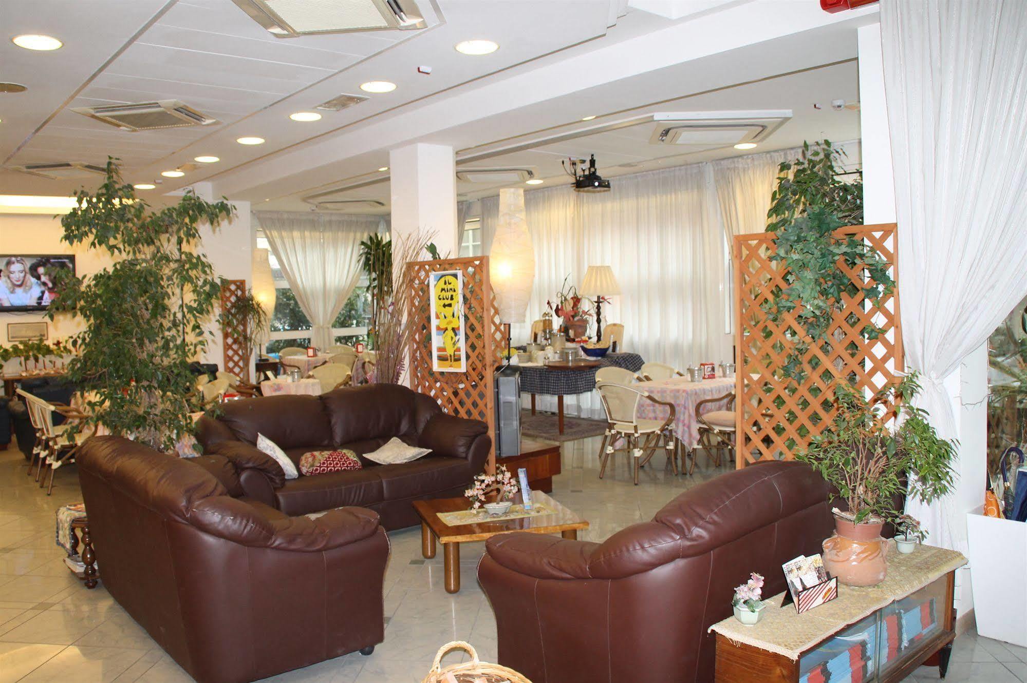 Hotel Brotas Rimini Exteriör bild